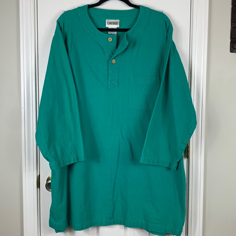 King Size green long sleeved tunic top size XL tall has a pocket. 100% cotton